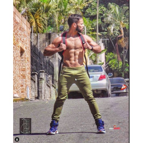 Jogger Clasico Color Vverde Tallas S M L