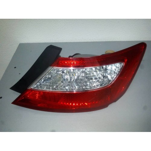 Mica o Stop Honda Civic Coupe 2006-2009 con minimo detalle.