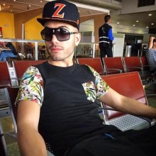 Franela Base Negra Mangas y Bolsillo Estampado Tropical en  Algodon Tallas ...