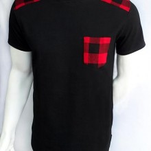 Franela Negra  con Detalles a Cuadros Tallas S M y L KONEKODESIGN