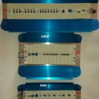 Lampara Reflector LED con Placa de Tungsteno de 50W, 100W Y 200W Marca FCM