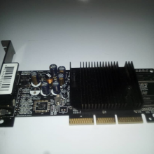 Tarjeta de Video AGP FX5200 128MB de Memoria