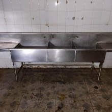 Fregador Industrial 3 Tinas y Doble Escurridor Usado de Acero Inoxidable