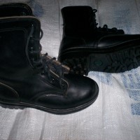 Bota Militar negro marca KGI Talla 39